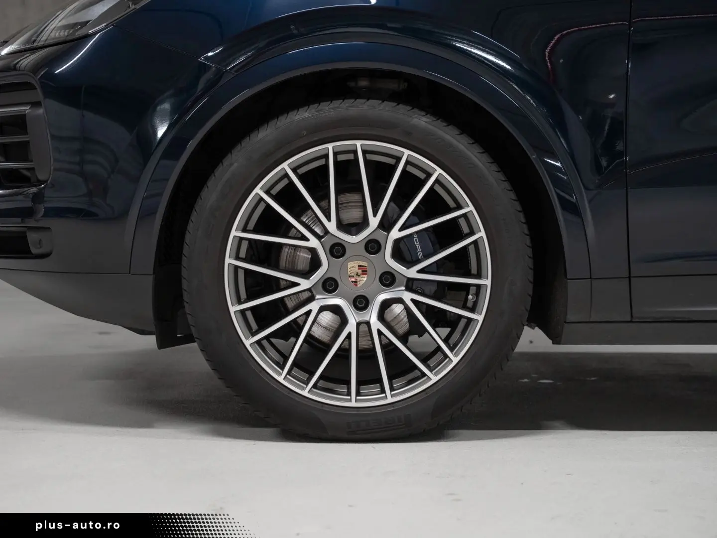PORSCHE Cayenne 2023 — imagine 6