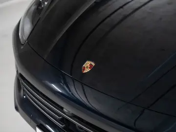 PORSCHE Cayenne Platinum Edition InnoDrive Surround View