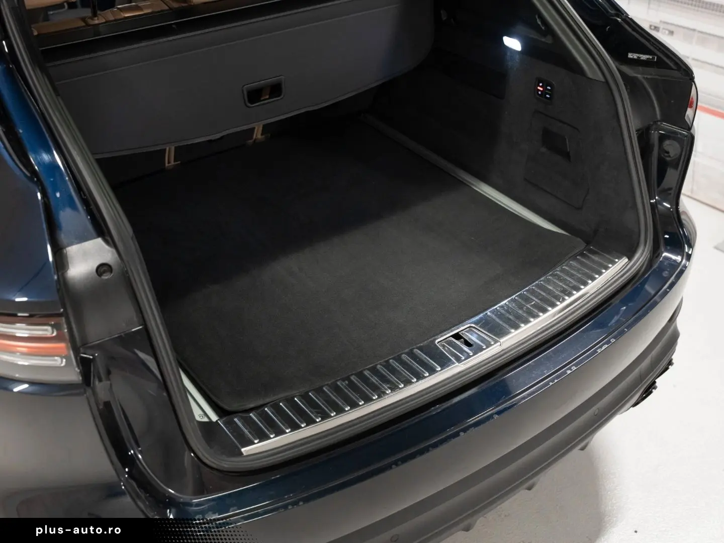 PORSCHE Cayenne 2023 — imagine 18