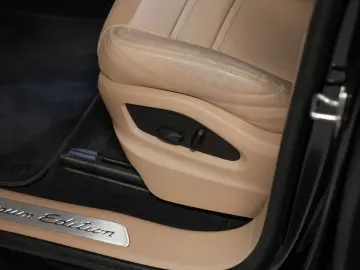 PORSCHE Cayenne Platinum Edition InnoDrive Surround View
