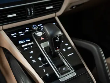 PORSCHE Cayenne Platinum Edition InnoDrive Surround View