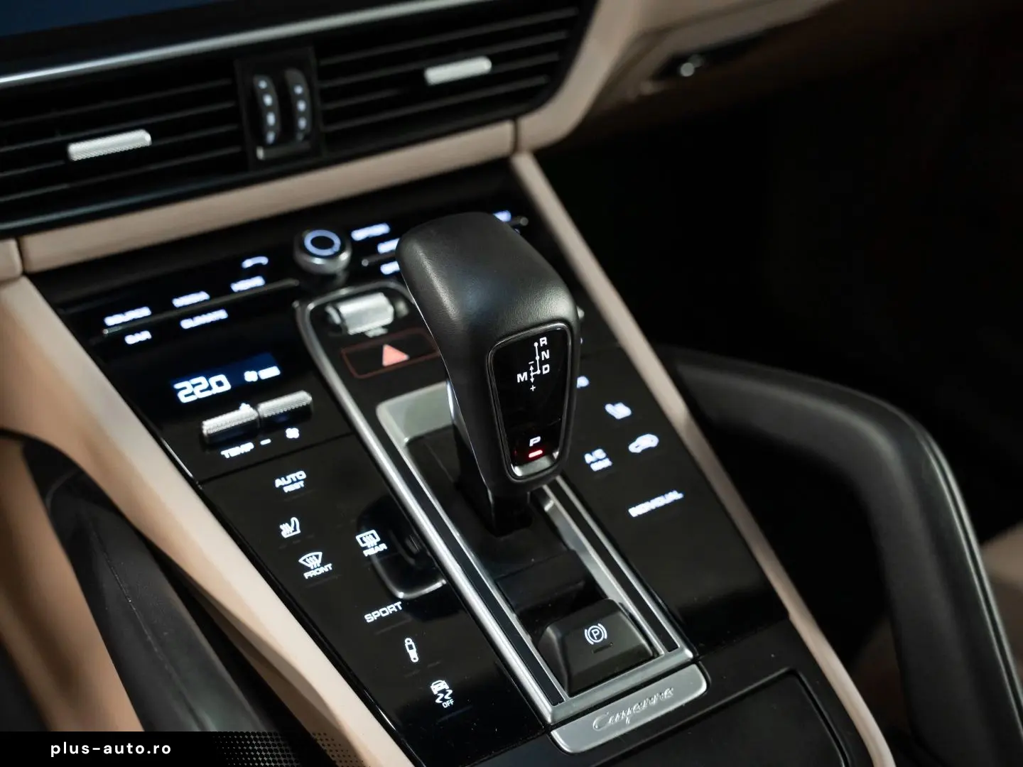 PORSCHE Cayenne 2023 — imagine 24