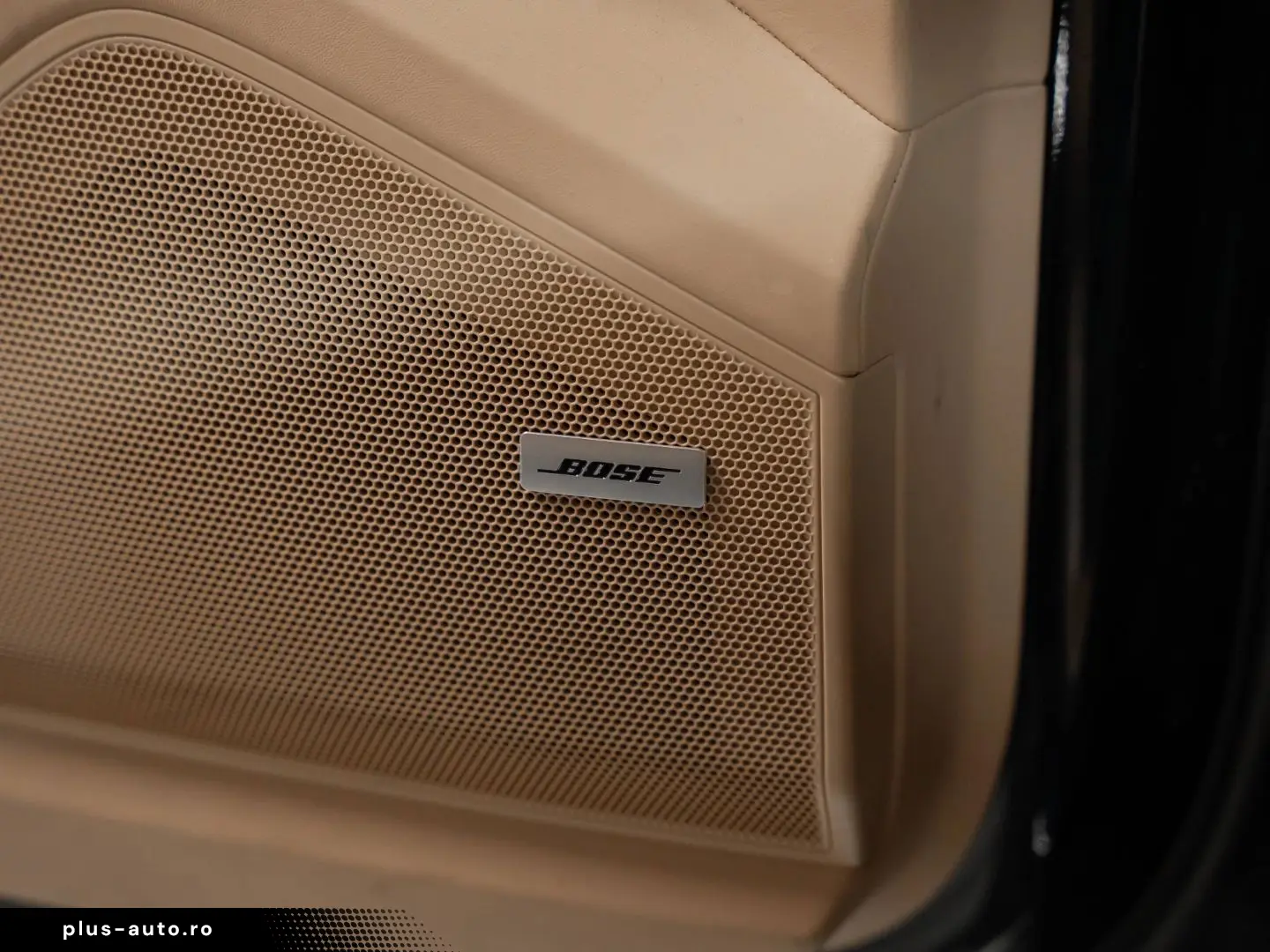 PORSCHE Cayenne 2023 — imagine 36