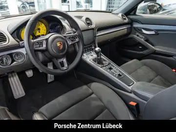 PORSCHE 718 Spyder BOSE Rückfahrkamera Leder nur 5200km