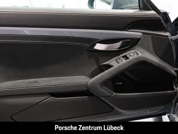 PORSCHE 718 Spyder BOSE Rückfahrkamera Leder nur 5200km