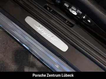 PORSCHE 718 Spyder BOSE Rückfahrkamera Leder nur 5200km