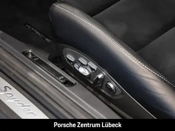 PORSCHE 718 Spyder BOSE Rückfahrkamera Leder nur 5200km