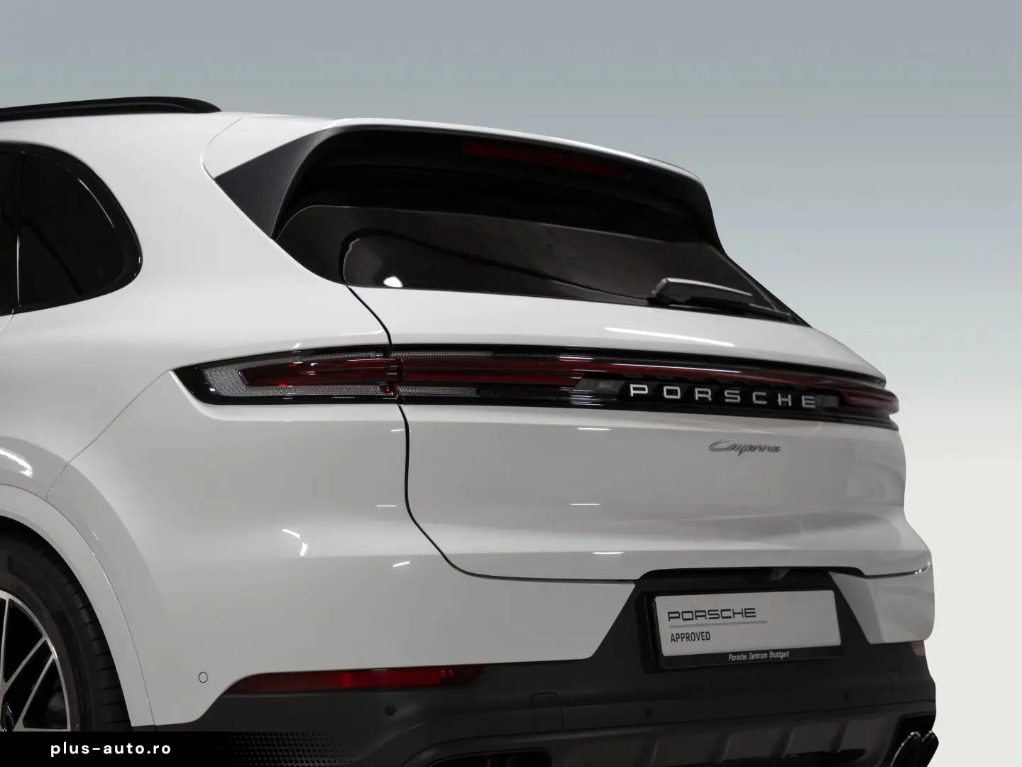 PORSCHE Cayenne HeadUp PASM BOSE Remote ParkAssist