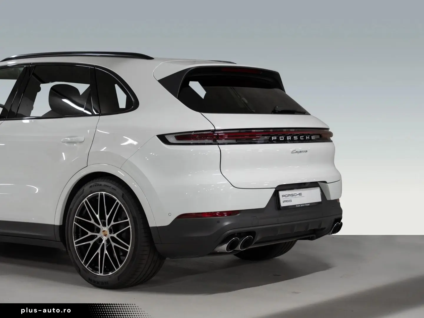 PORSCHE Cayenne HeadUp PASM BOSE Remote ParkAssist
