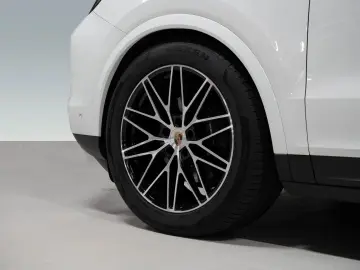 PORSCHE Cayenne HeadUp PASM BOSE Remote ParkAssist
