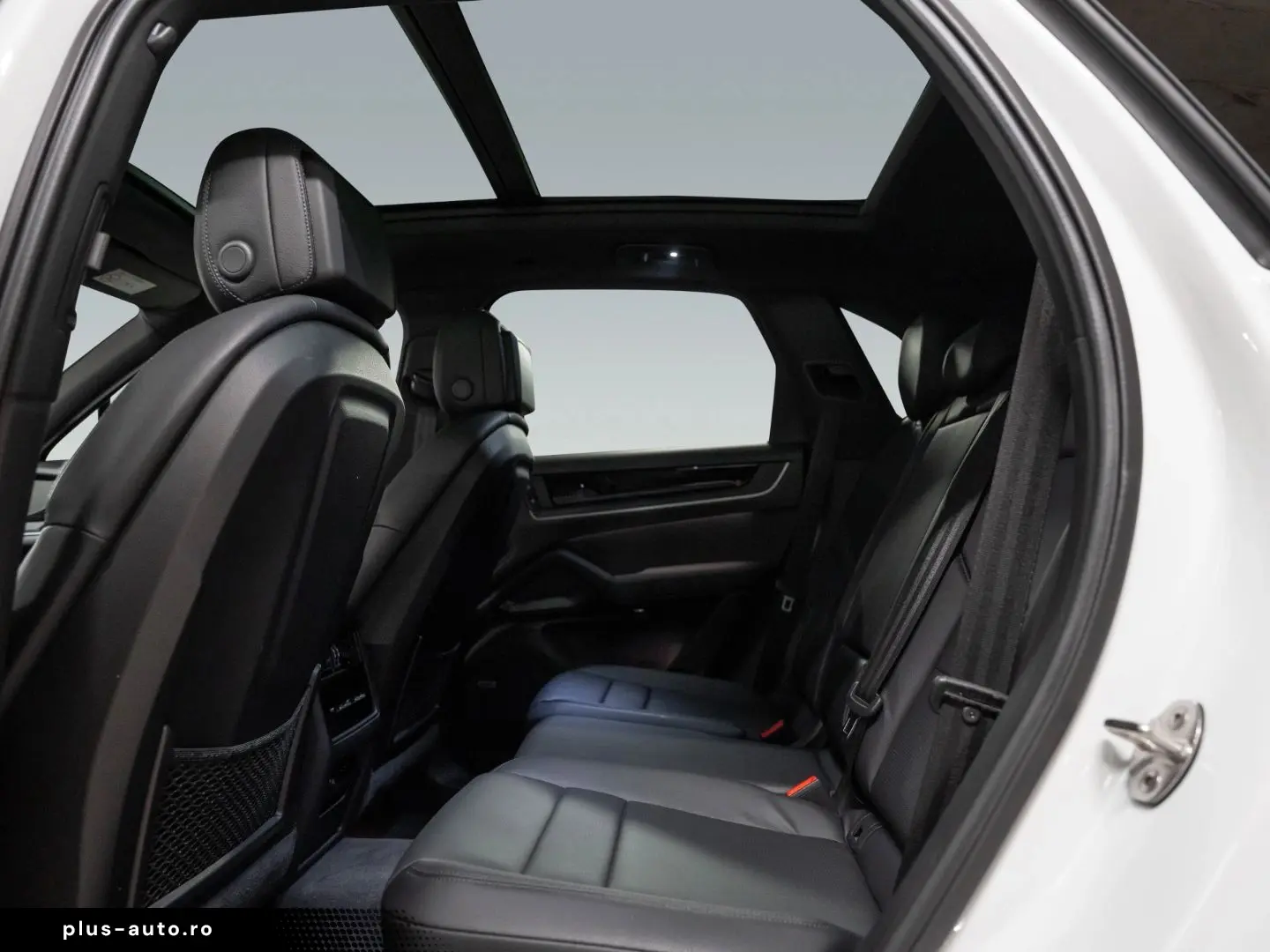 PORSCHE Cayenne HeadUp PASM BOSE Remote ParkAssist