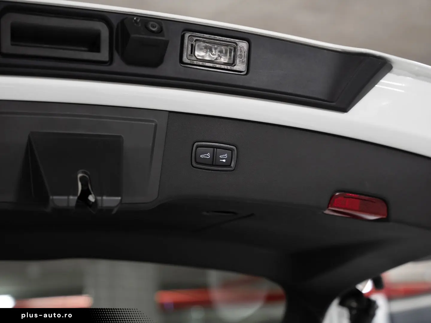 PORSCHE Cayenne HeadUp PASM BOSE Remote ParkAssist