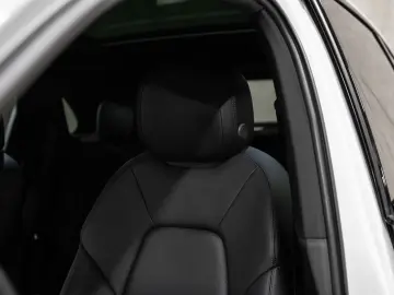 PORSCHE Cayenne HeadUp PASM BOSE Remote ParkAssist