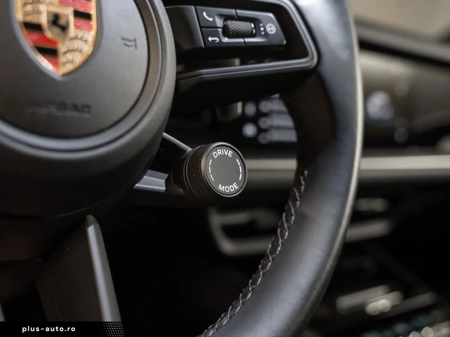 PORSCHE Cayenne HeadUp PASM BOSE Remote ParkAssist