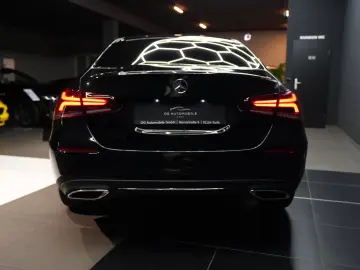 MERCEDES-BENZ A 200 d Limousine 4Matic CAM AMBIENTE