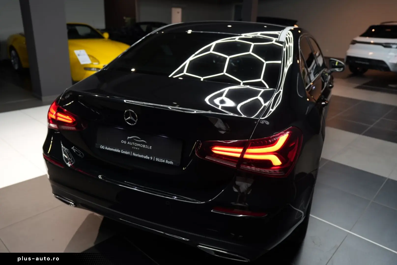 MERCEDES-BENZ A 200 d Limousine 4Matic CAM AMBIENTE