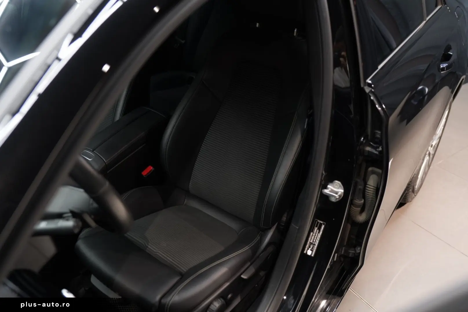 MERCEDES-BENZ A 200 d Limousine 4Matic CAM AMBIENTE