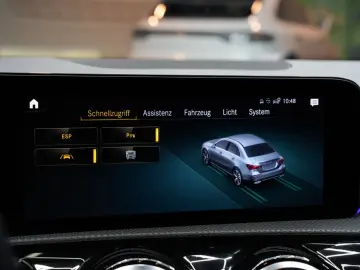 MERCEDES-BENZ A 200 d Limousine 4Matic CAM AMBIENTE