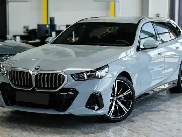 BMW 520d xDrive M Sport Touring   Finanțare Leasing
