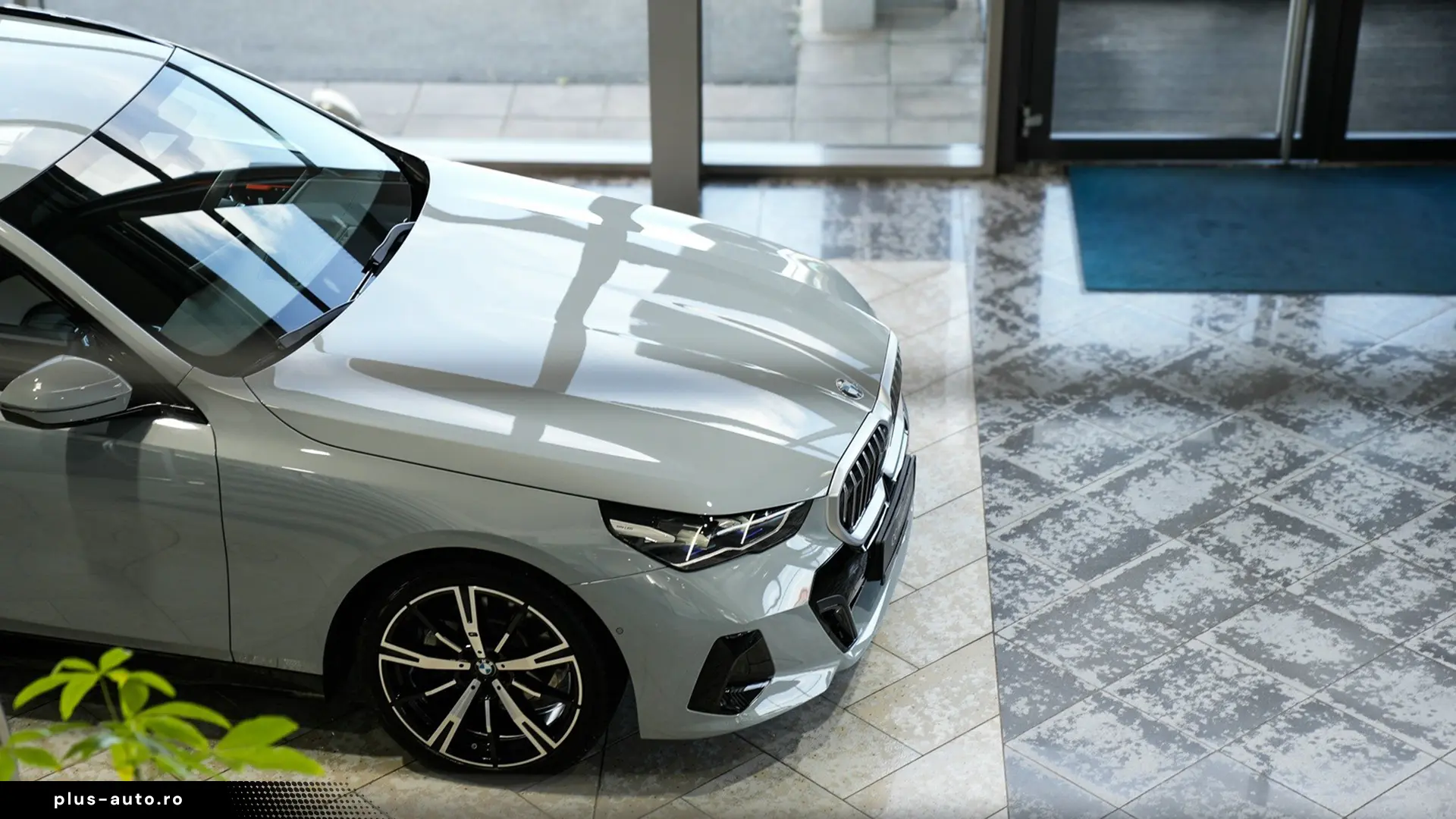 BMW 5 Series 2025 — imagine 5