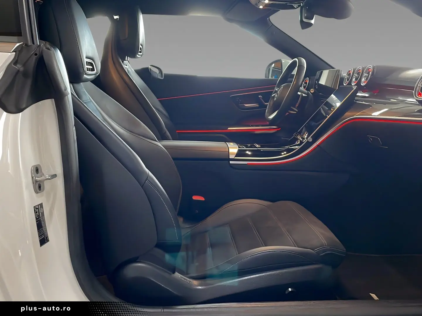 MERCEDES-BENZ CLE 2025 — imagine 11