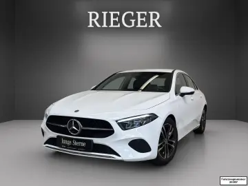 MERCEDES-BENZ A 180 d Limousine LED SHZ Totwinkel MB&hellip;