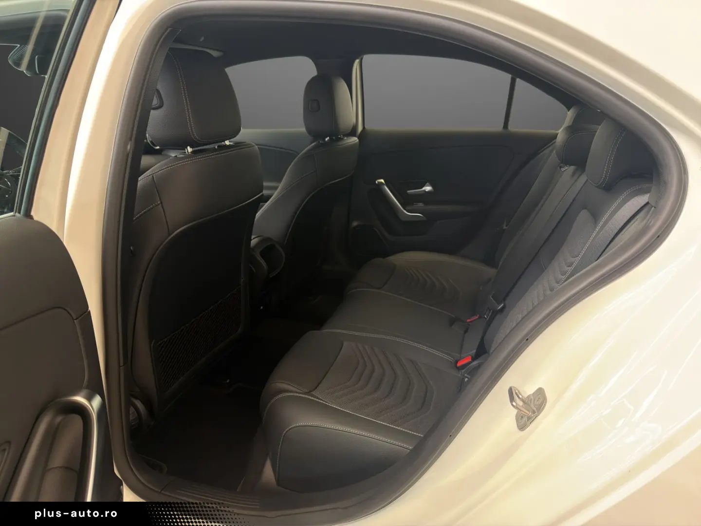 MERCEDES-BENZ A 180 d Limousine LED SHZ Totwinkel MB&hellip;