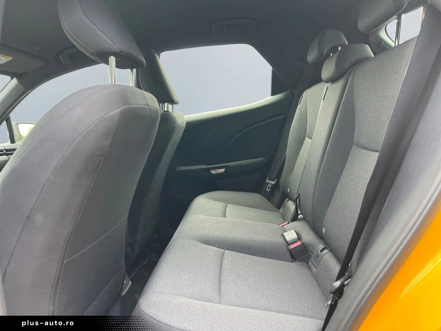 LEXUS LBX 2025 — imagine 12