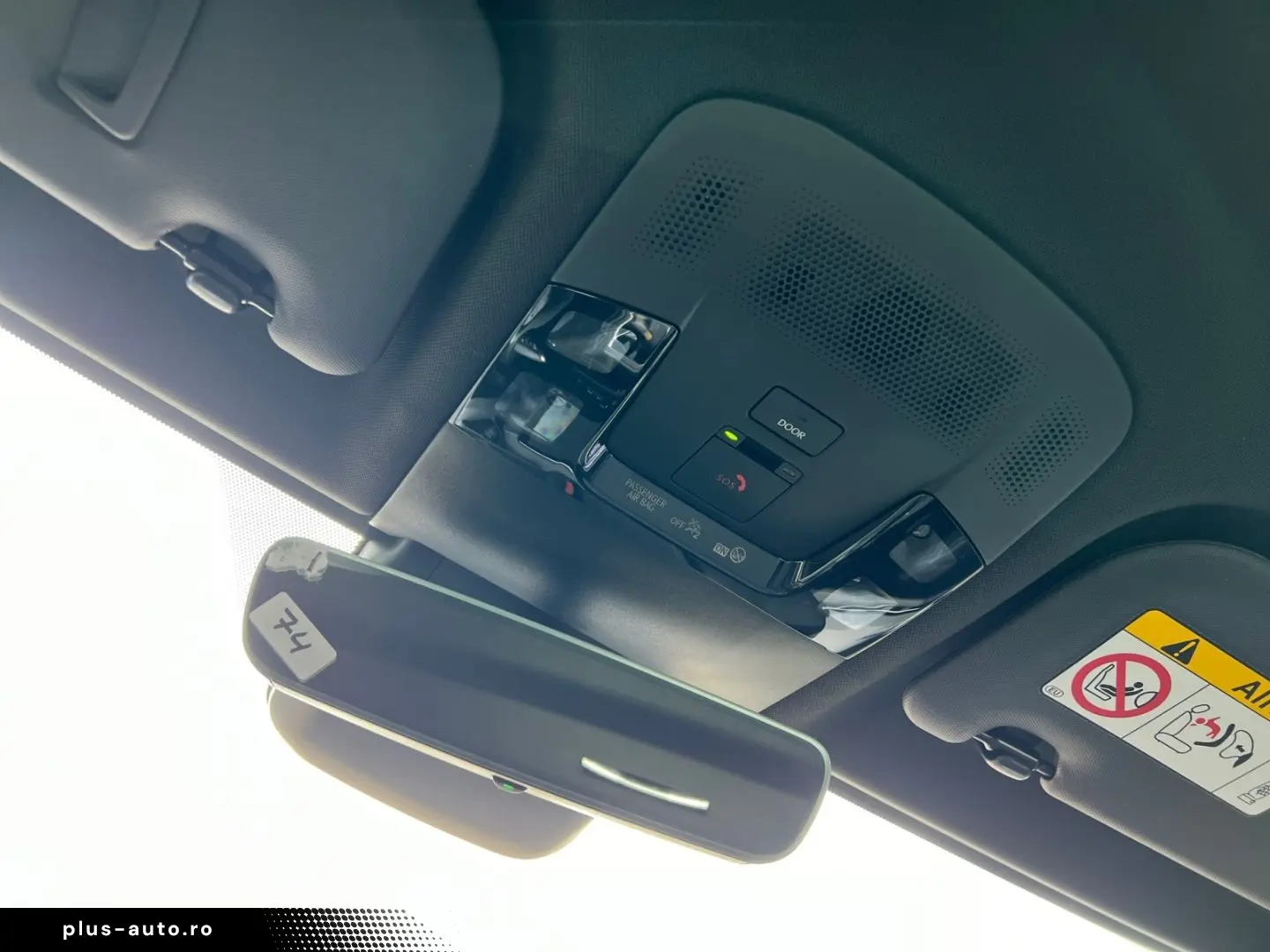 LEXUS LBX 2025 — imagine 19