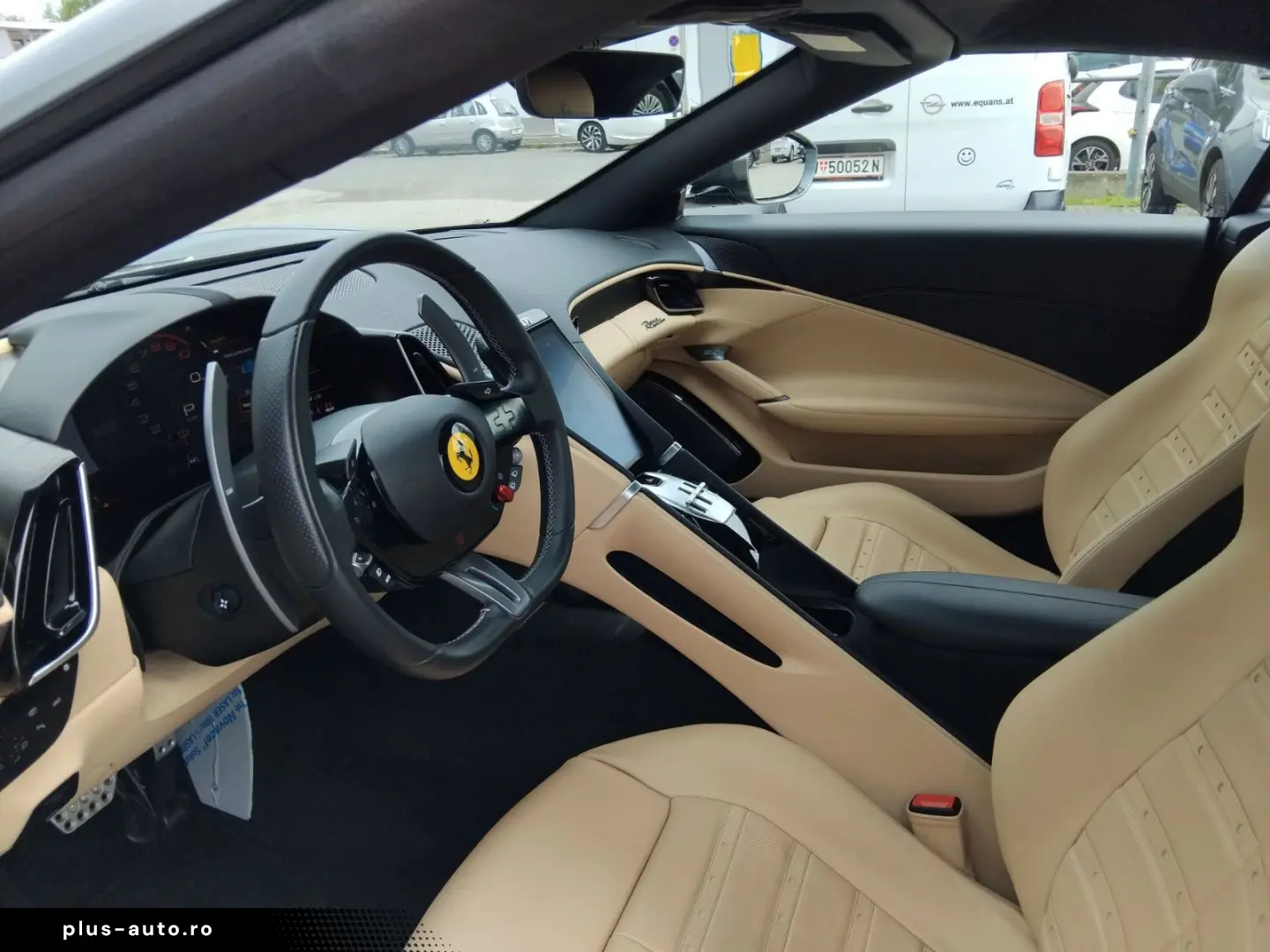 FERRARI Roma Spider Cabrio