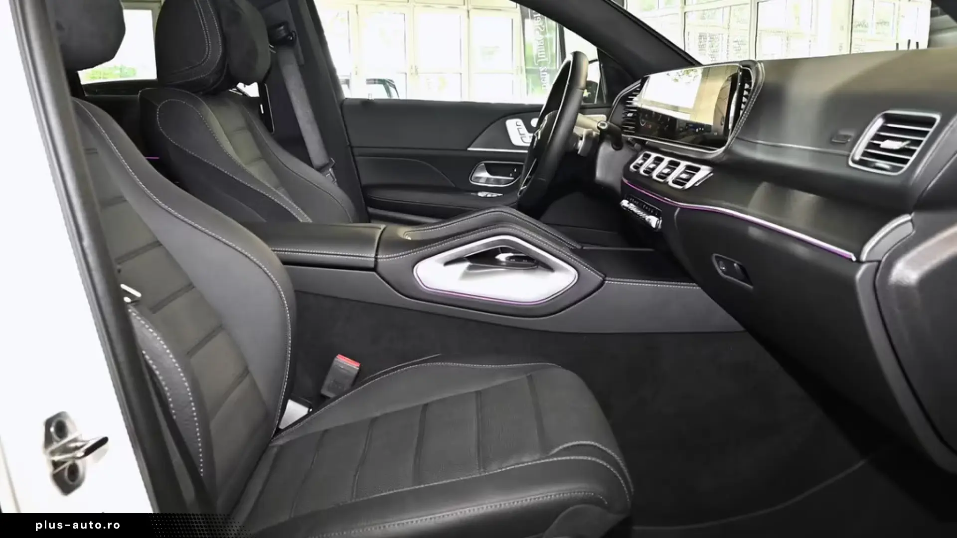 MERCEDES-BENZ GLE 2025 — imagine 5