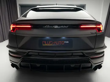 Lamborghini Urus S