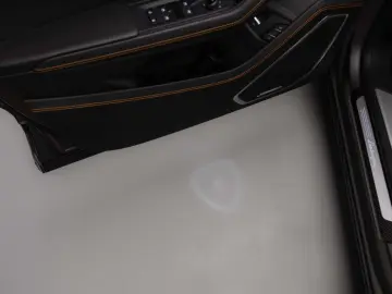Lamborghini Urus S