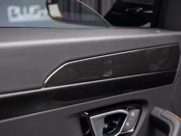 Lamborghini Urus S