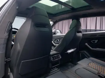 Lamborghini Urus S