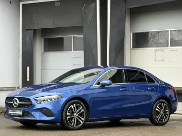 MERCEDES-BENZ A 180 d Limousine Progressive LED MBUX
