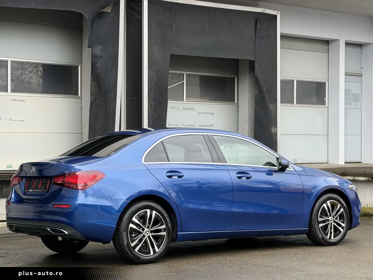 MERCEDES-BENZ A 180 d Limousine Progressive LED MBUX