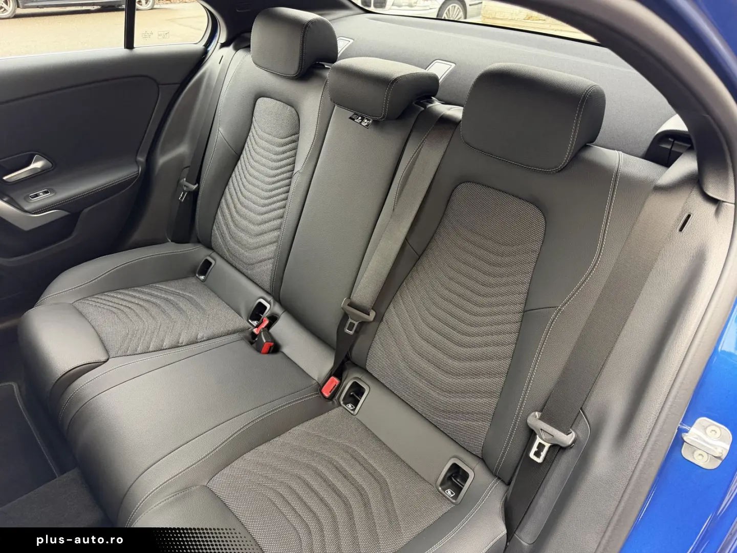 MERCEDES-BENZ A 180 d Limousine Progressive LED MBUX