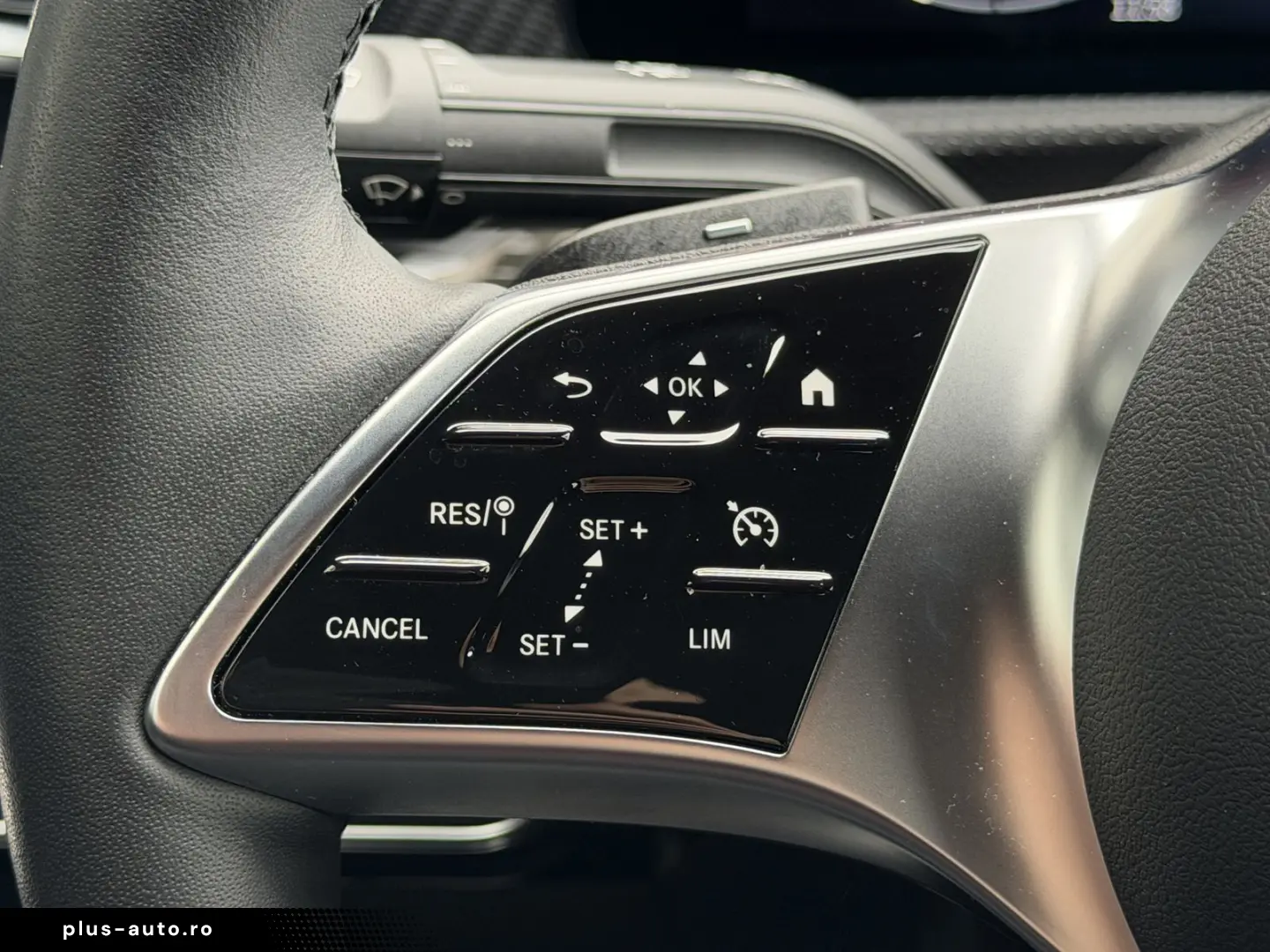 MERCEDES-BENZ A 180 d Limousine Progressive LED MBUX
