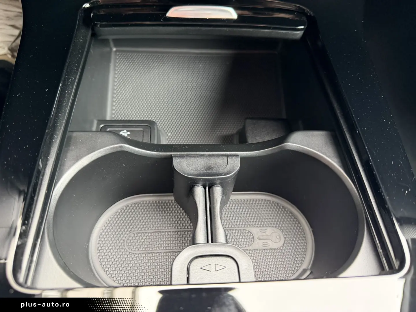 MERCEDES-BENZ A 180 d Limousine Progressive LED MBUX