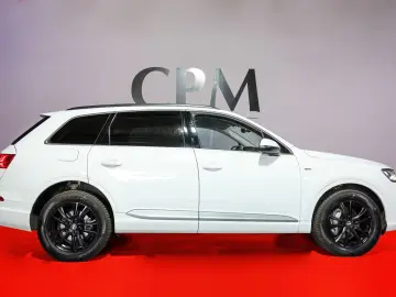 Audi Q7 3.0 TDI Quattro  S-Line  Xenon 1.Hand
