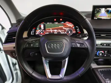 Audi Q7 3.0 TDI Quattro  S-Line  Xenon 1.Hand