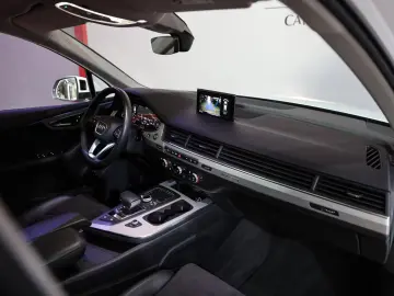 Audi Q7 3.0 TDI Quattro  S-Line  Xenon 1.Hand