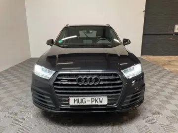 AUDI Q7 3.0 TDI quattro S-Line AHK-Virt.Co.-Black.
