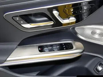 MERCEDES-BENZ CLE 200 Cabrio AMG Line Night 360  Dis…