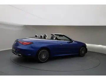 MERCEDES-BENZ CLE 200 Cabrio AMG PremiumPlus Massage…
