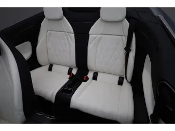 MERCEDES-BENZ CLE 200 Cabrio AMG PremiumPlus Massage…
