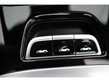 MERCEDES-BENZ CLE 200 Cabrio AMG PremiumPlus Massage…