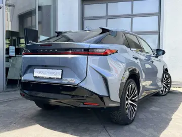 LEXUS RZ450e Luxury  DIRECT4   All-Wetter-Reifen