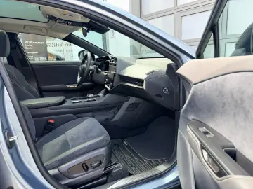LEXUS RZ450e Luxury  DIRECT4   All-Wetter-Reifen